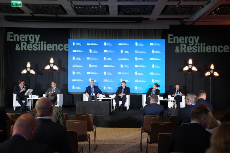 Energia to dziś kwestia bezpieczeństwa. Instytut Sobieskiego i Polska z Natury zaprezentowali raport otwarcia projektu Energy & Resilience in Poland and CEE 2026