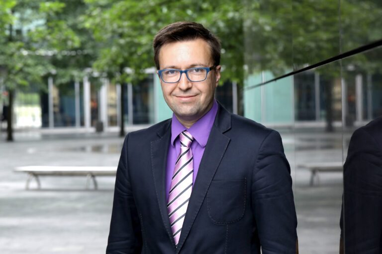 PhD Marcin Wrona