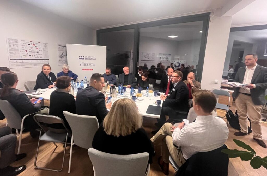 Czy Polska jest dziś w tzw. momencie konstytucyjnym? I Seminarium Konstytucyjne Instytutu Sobieskiego