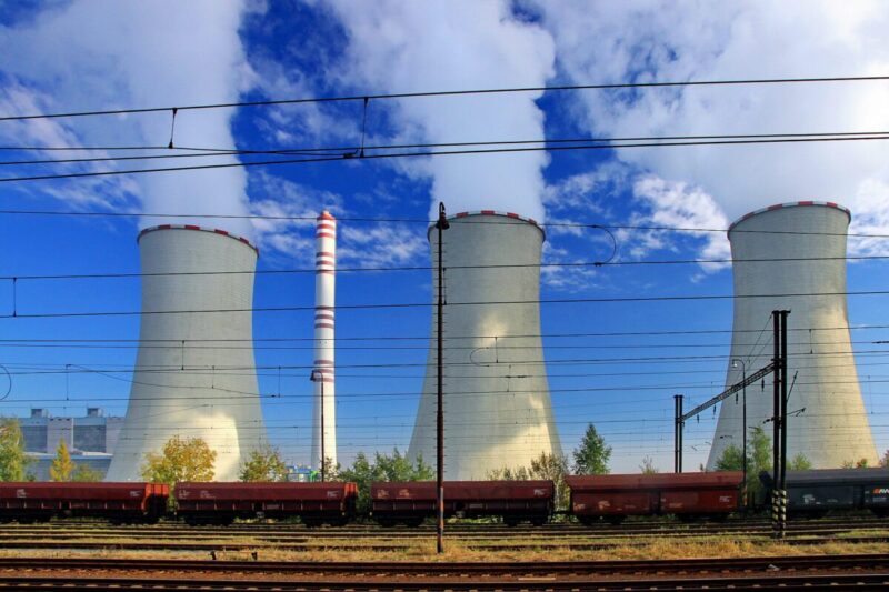 Elektrownia w Dziećmorowicach, fot. Hons 084/Wikimedia Commons